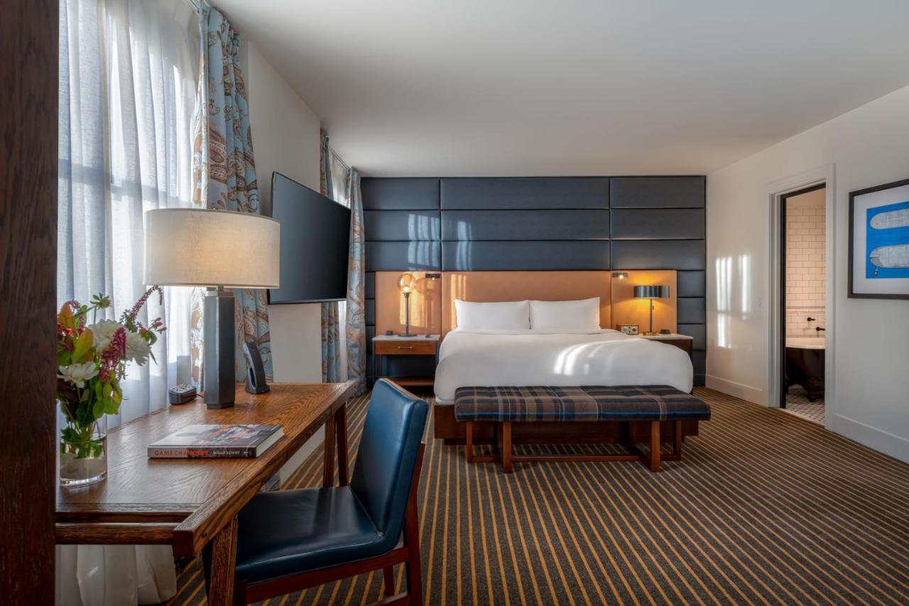 Hotel Theodore Сиэтл Номер фото